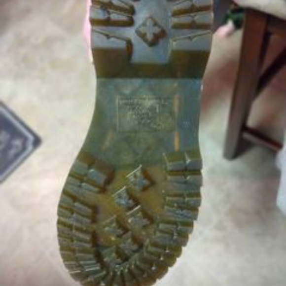 My apologies! I am back! I still have these DOC MARTENS SIZE 5/6 WOMENS xfords - Picture 2 of 6